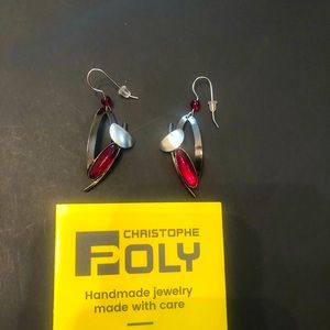 NWT Ref  Christopher Poly earrings